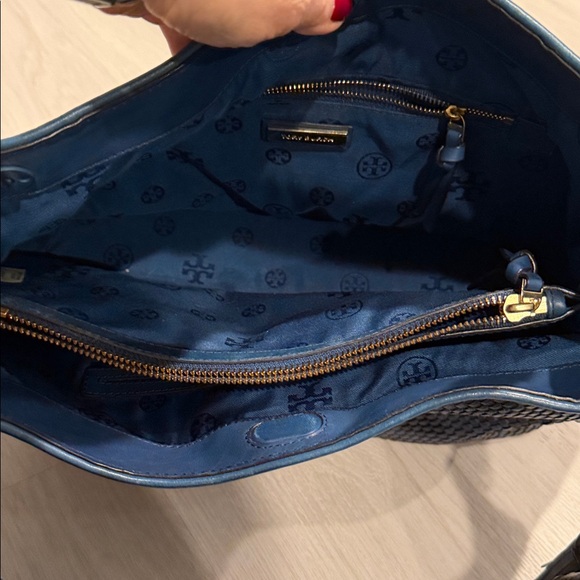 Tory Burch woven leather shoulder Bag - Picture 7 of 12